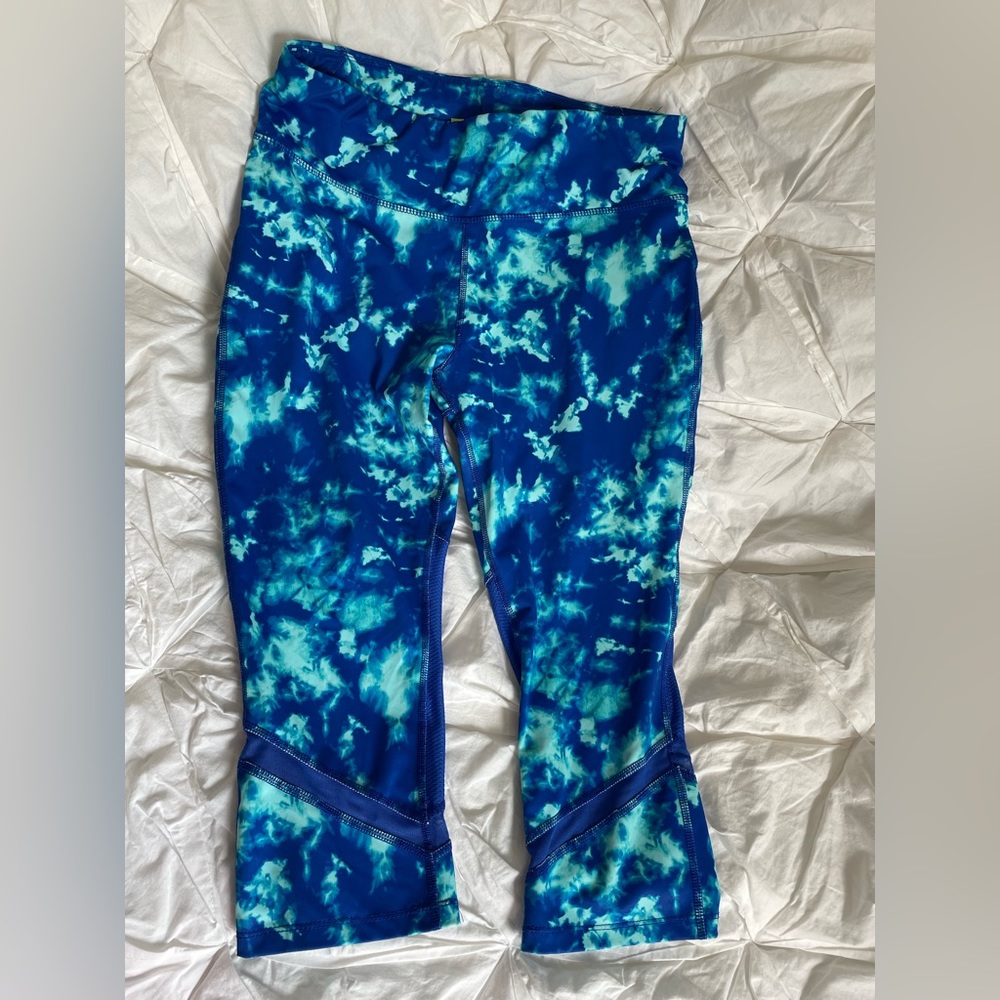 Athletic leggings